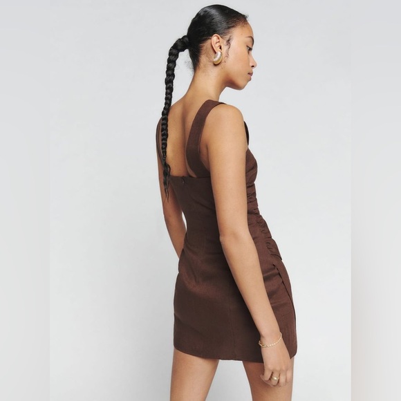 NWT Reformation Kerrigan Linen Dress (in Cafe) - Picture 4 of 10